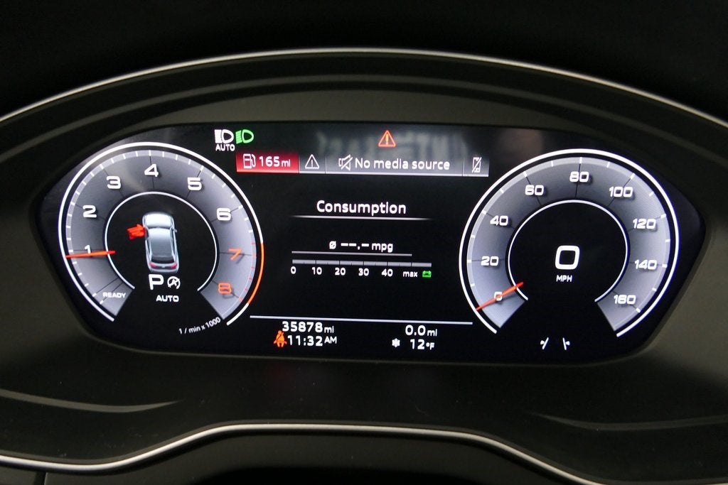 2024 Audi Q5 45 S line Premium quattro