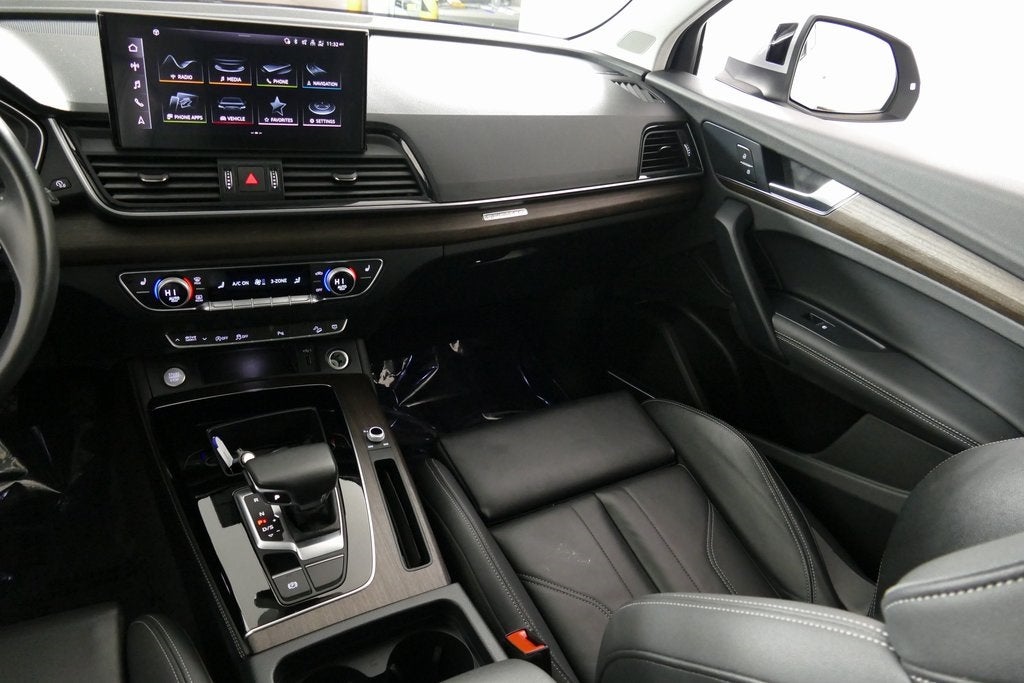 2024 Audi Q5 45 S line Premium quattro