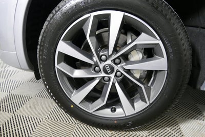 2024 Audi Q5 45 S line Premium quattro