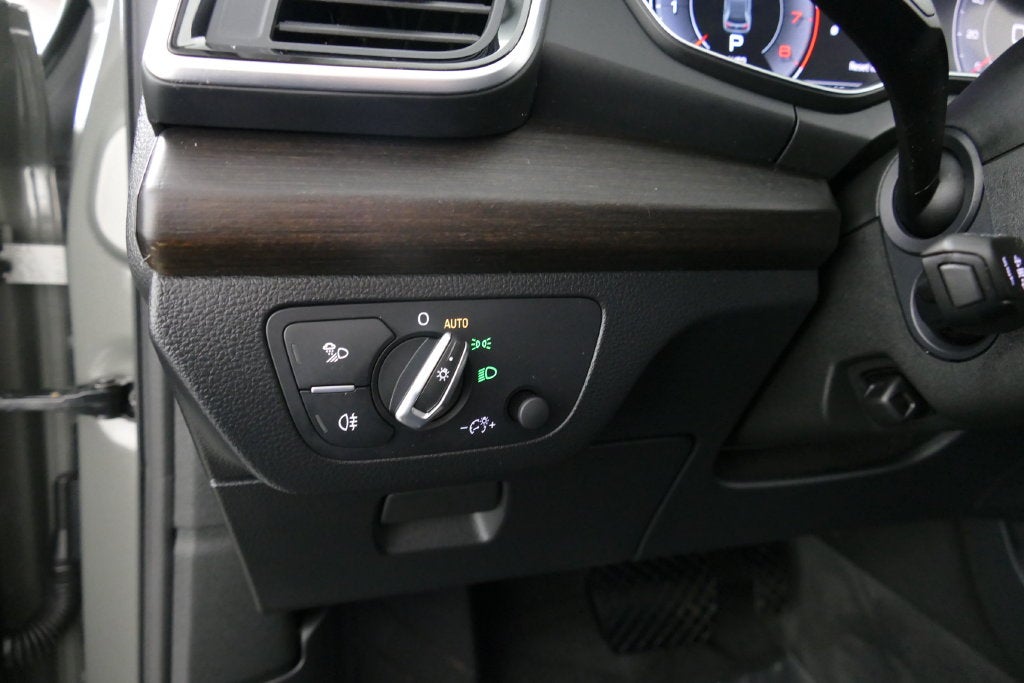 2024 Audi Q5 45 S line Premium quattro