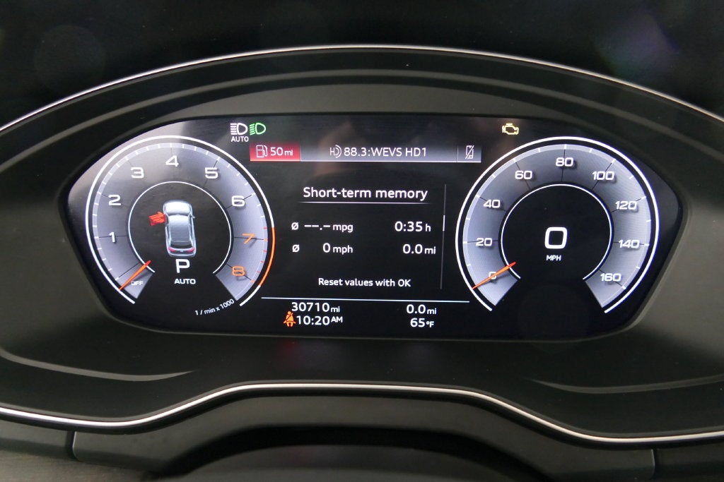 2024 Audi Q5 45 S line Premium quattro