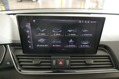 2024 Audi Q5 45 S line Premium quattro