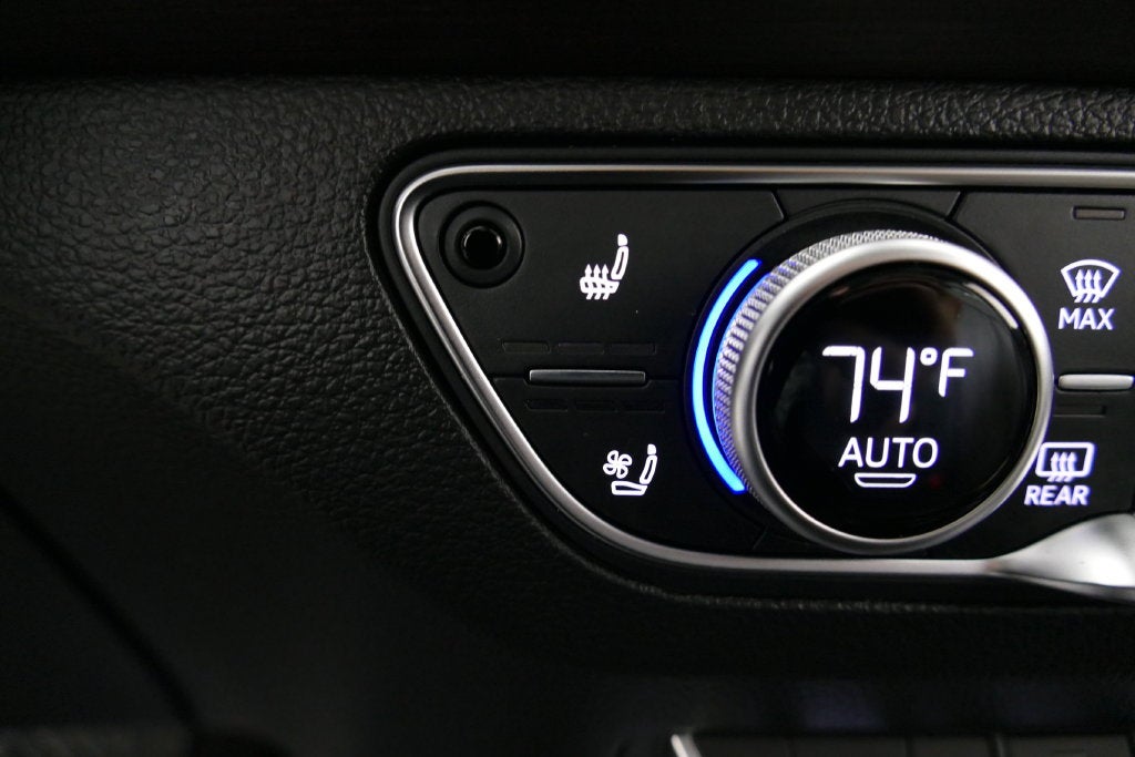 2024 Audi Q5 45 S line Premium quattro