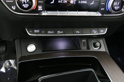 2024 Audi Q5 45 S line Premium quattro