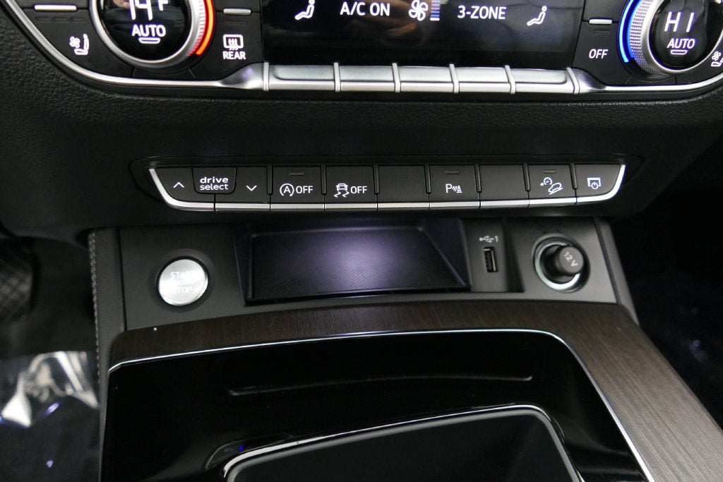 2024 Audi Q5 45 S line Premium quattro
