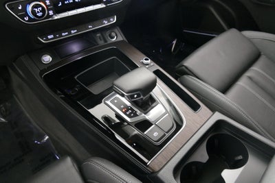 2024 Audi Q5 45 S line Premium quattro