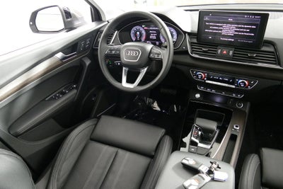 2024 Audi Q5 45 S line Premium quattro