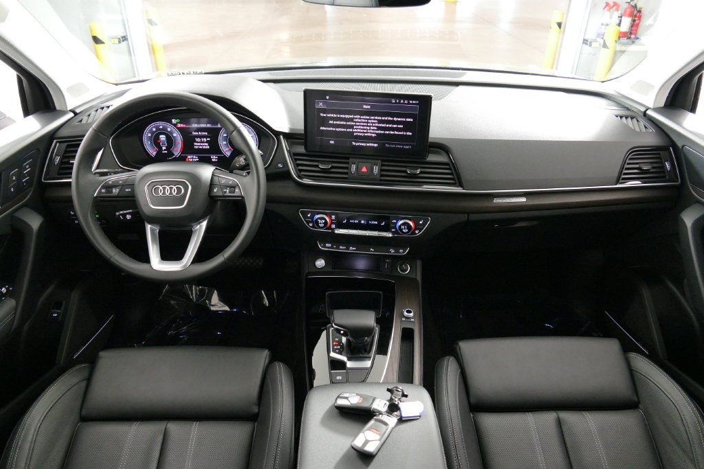 2024 Audi Q5 45 S line Premium quattro