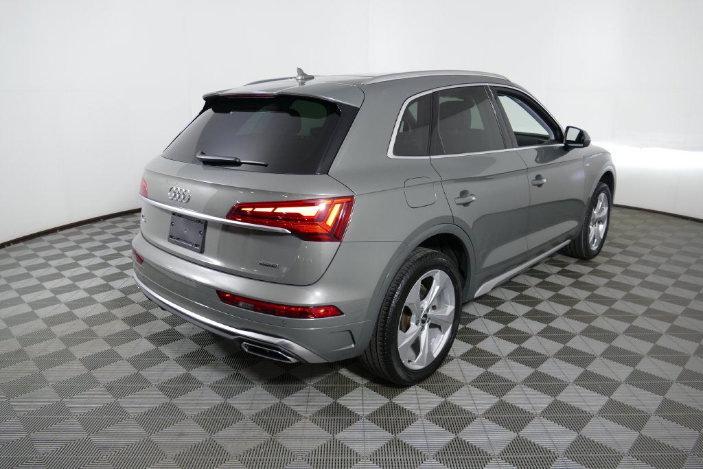 2024 Audi Q5 45 S line Premium quattro