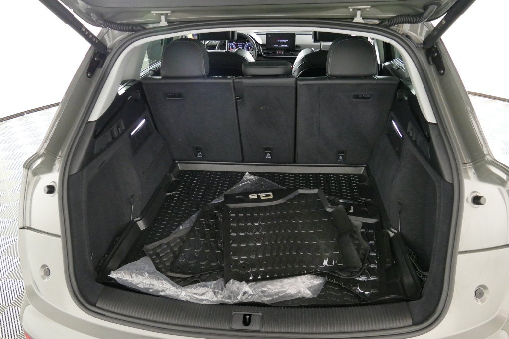 2024 Audi Q5 45 S line Premium quattro