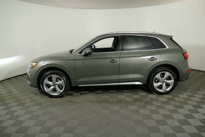 2024 Audi Q5 45 S line Premium quattro