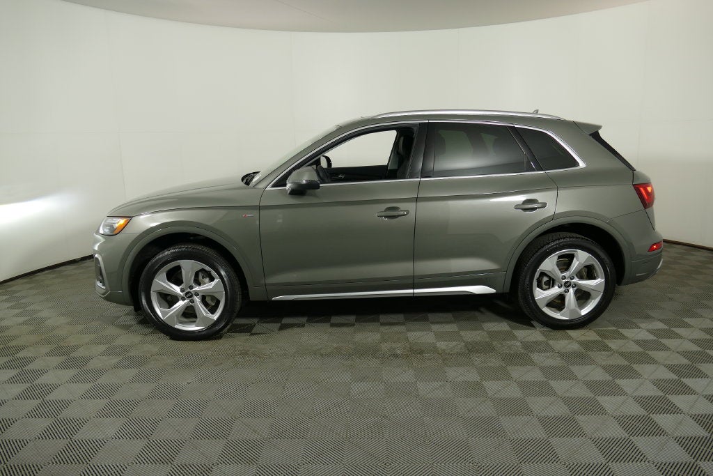2024 Audi Q5 45 S line Premium quattro