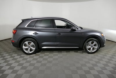 2022 Audi Q5 45 S line Premium quattro