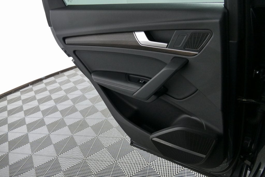 2022 Audi Q5 45 S line Premium quattro