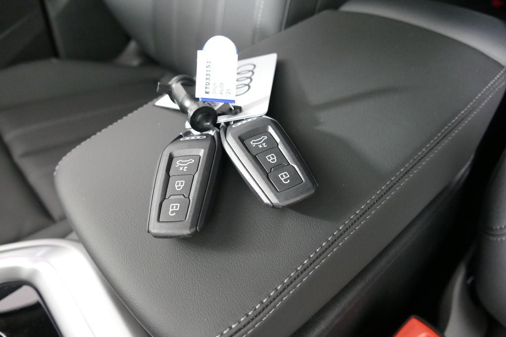 2026 Audi Q5 2.0T Premium Plus quattro