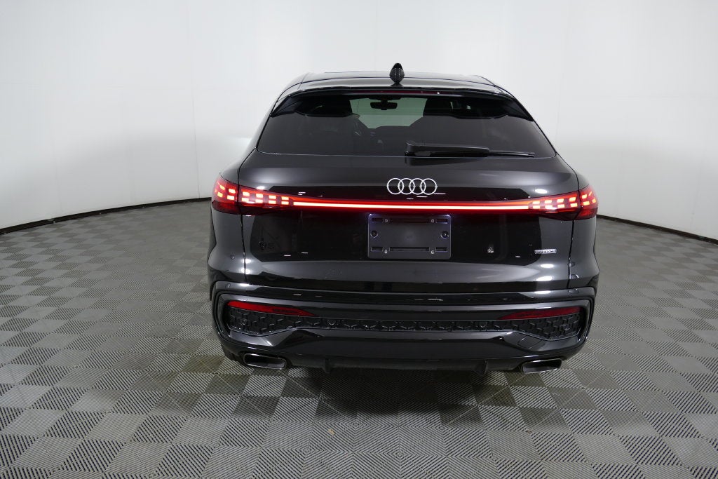2026 Audi Q5 2.0T Premium Plus quattro