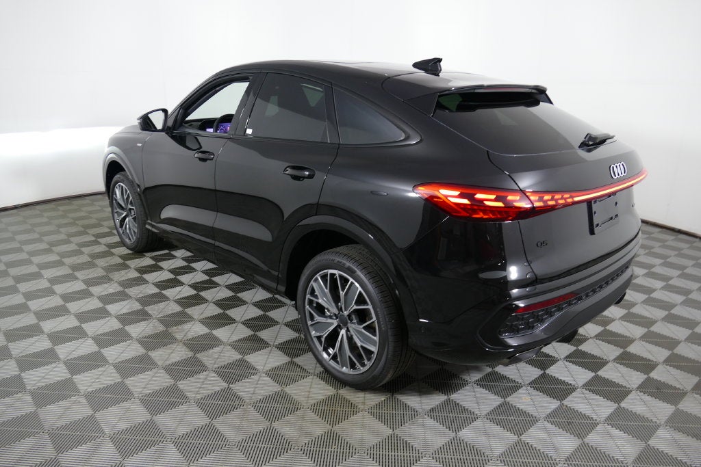 2026 Audi Q5 2.0T Premium Plus quattro