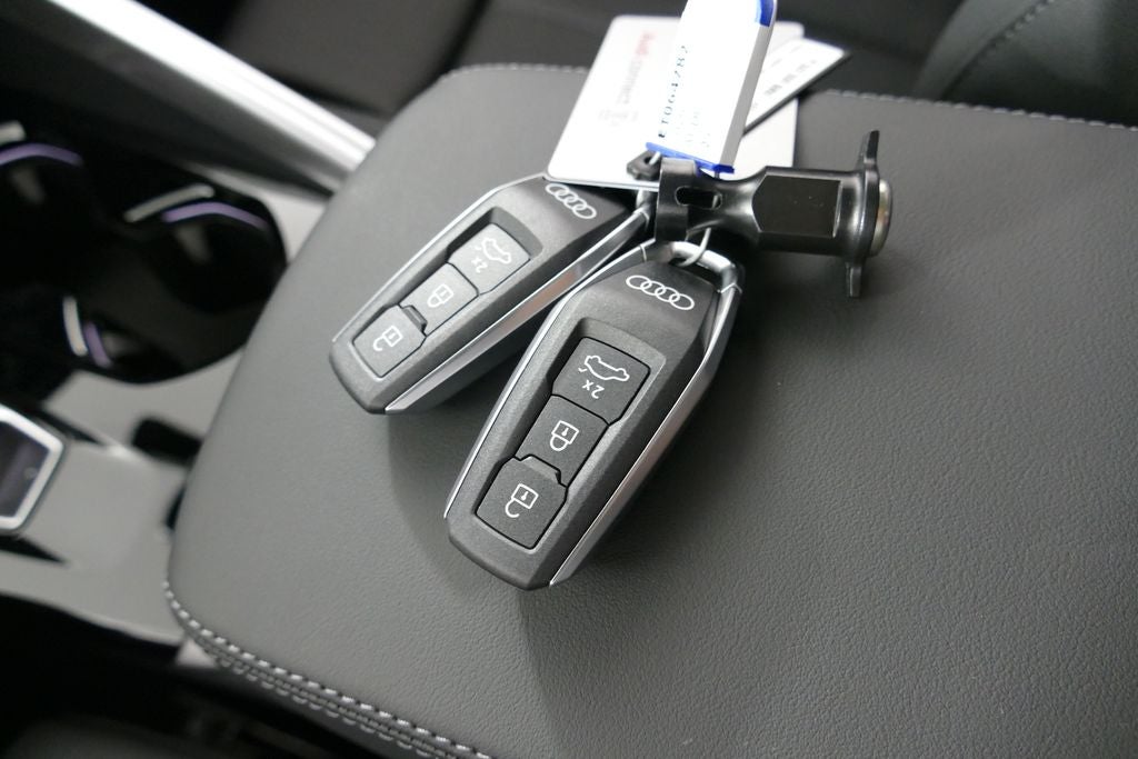 2026 Audi Q5 2.0T Premium Plus quattro
