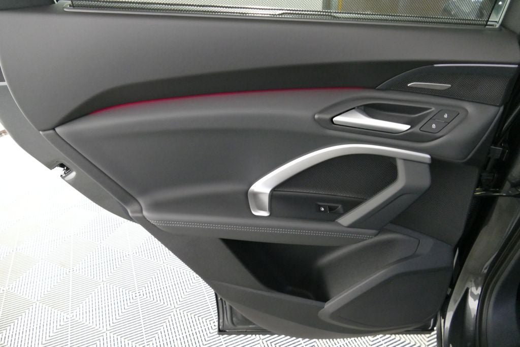 2026 Audi Q5 2.0T Premium Plus quattro