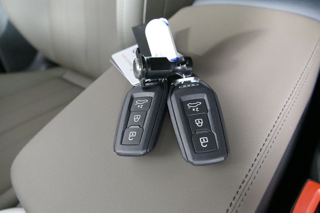 2026 Audi Q5 2.0T Premium Plus quattro