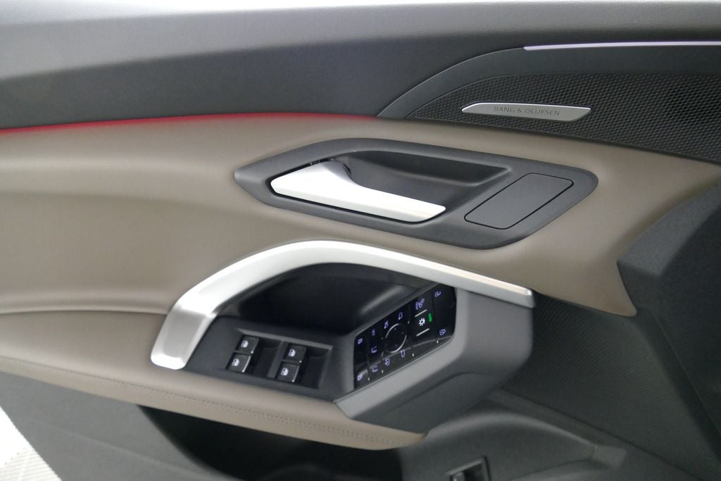 2026 Audi Q5 2.0T Premium Plus quattro