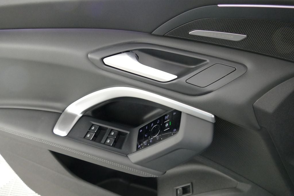 2026 Audi Q5 2.0T Premium Plus quattro