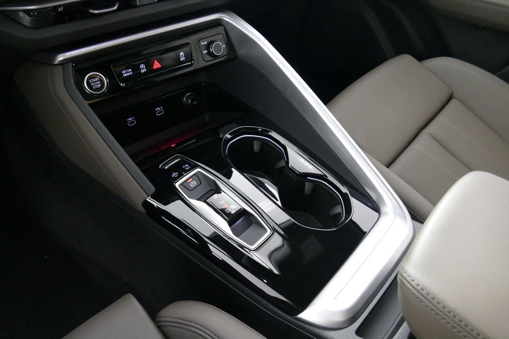 2026 Audi Q5 2.0T Premium Plus quattro