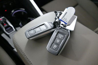 2026 Audi Q5 2.0T Premium Plus quattro