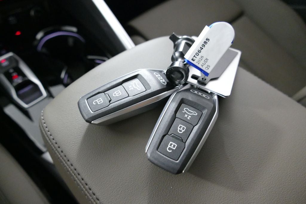 2026 Audi Q5 2.0T Premium Plus quattro