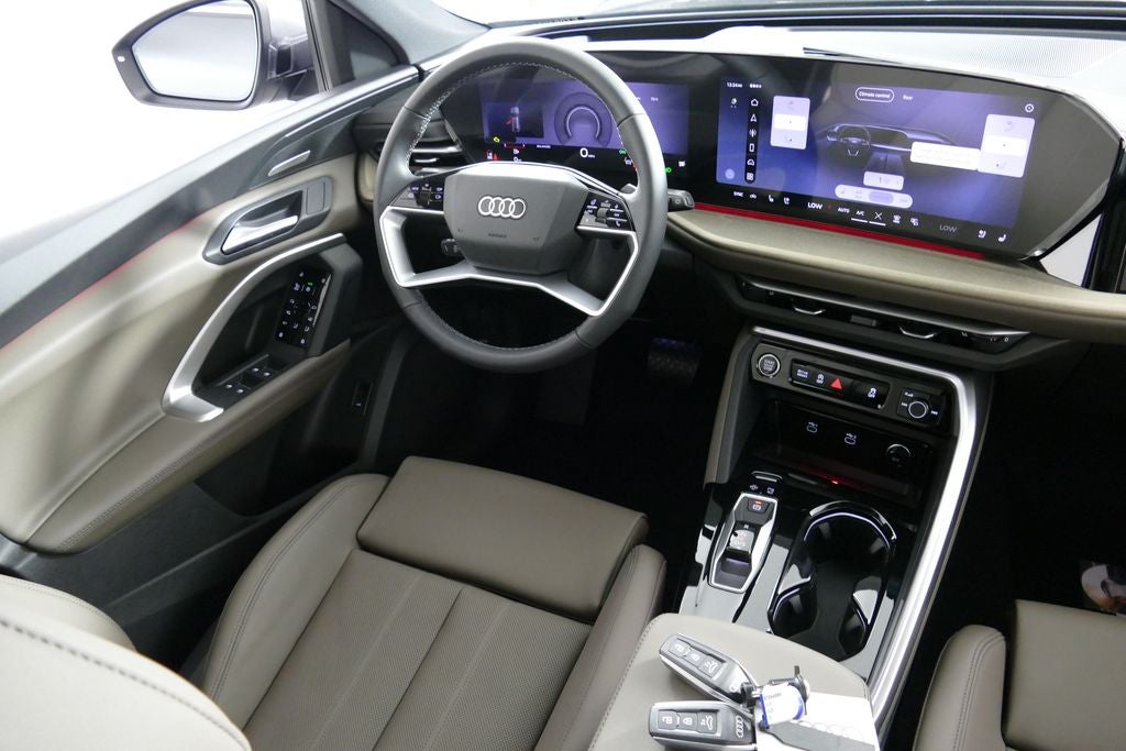 2026 Audi Q5 2.0T Premium Plus quattro