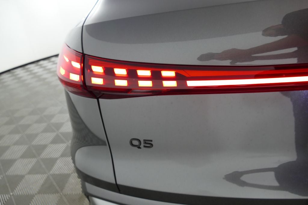 2026 Audi Q5 2.0T Premium Plus quattro