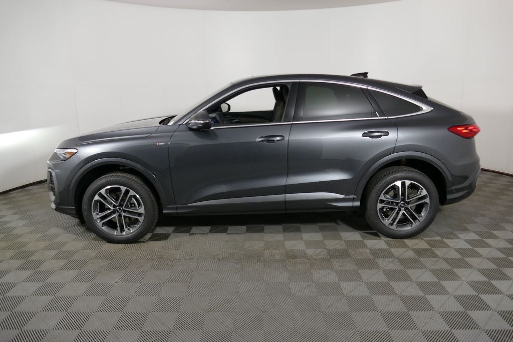 2026 Audi Q5 2.0T Premium Plus quattro