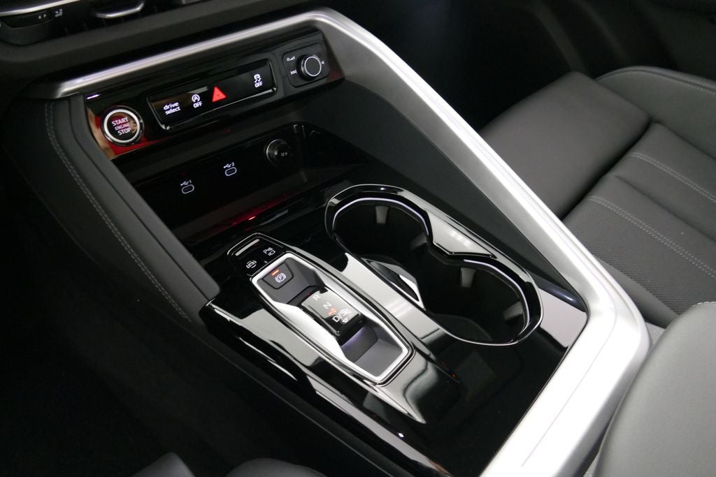 2026 Audi Q5 2.0T Premium Plus quattro