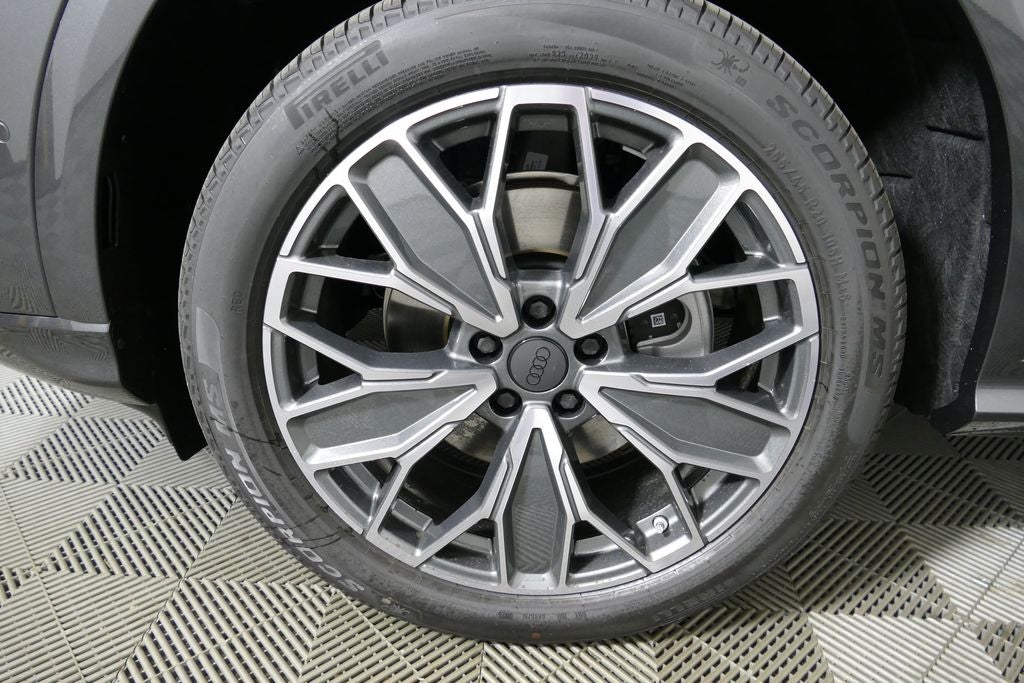2026 Audi Q5 2.0T Premium Plus quattro