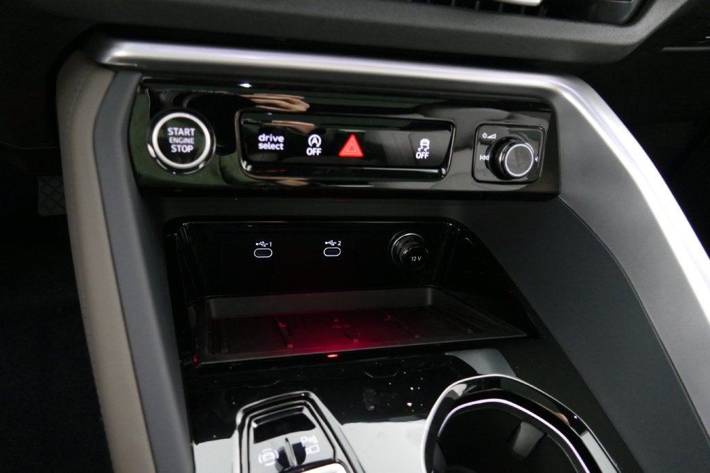 2026 Audi Q5 2.0T Premium Plus quattro