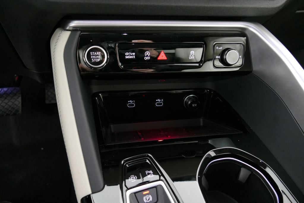 2026 Audi Q5 2.0T Premium Plus quattro