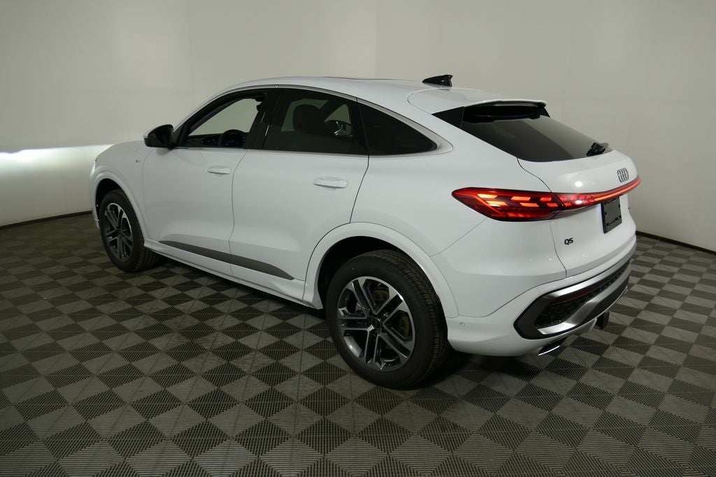 2026 Audi Q5 2.0T Premium Plus quattro