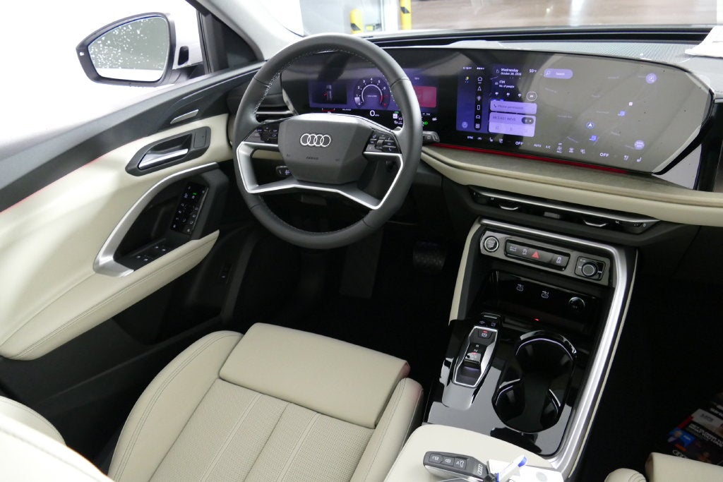 2026 Audi Q5 2.0T Premium Plus quattro
