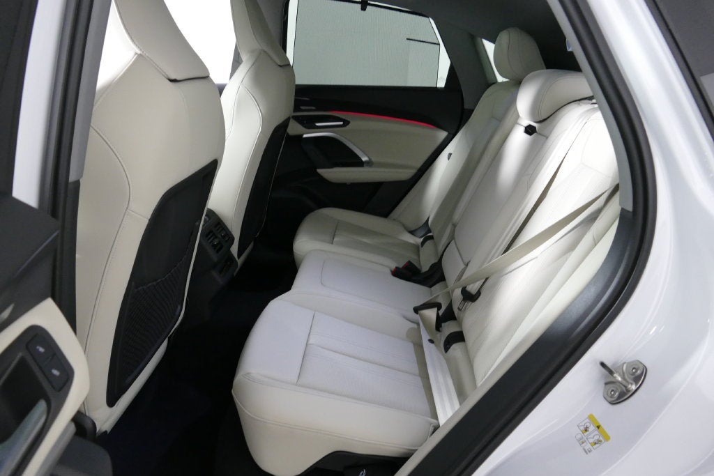 2026 Audi Q5 2.0T Premium Plus quattro