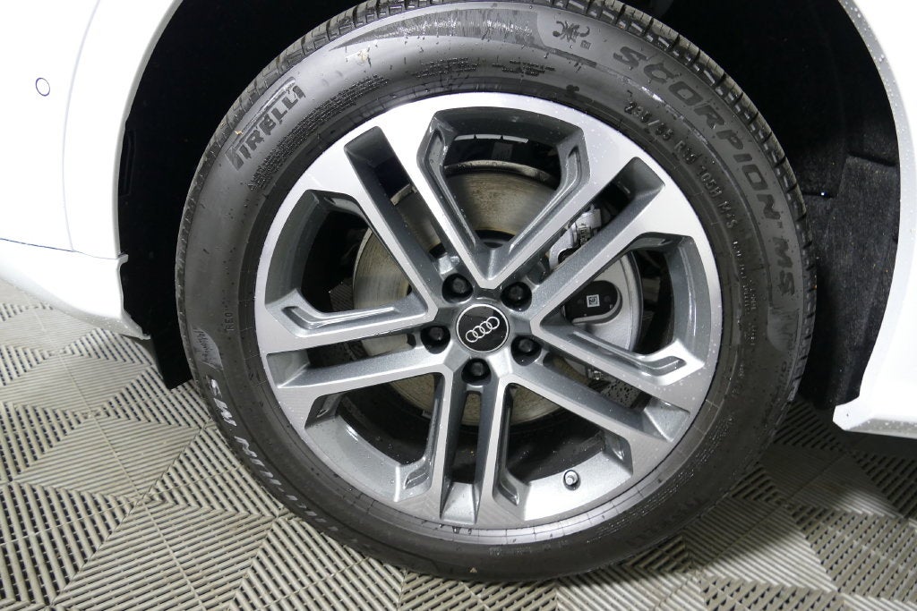 2026 Audi Q5 2.0T Premium Plus quattro