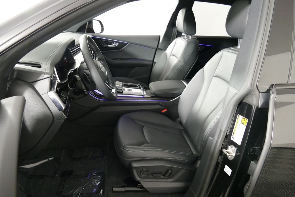 2025 Audi Q8 55 Premium Plus quattro