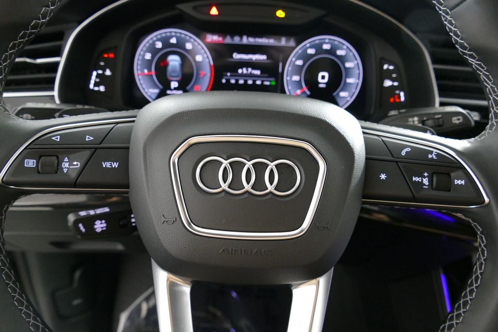 2025 Audi Q8 55 Premium Plus quattro