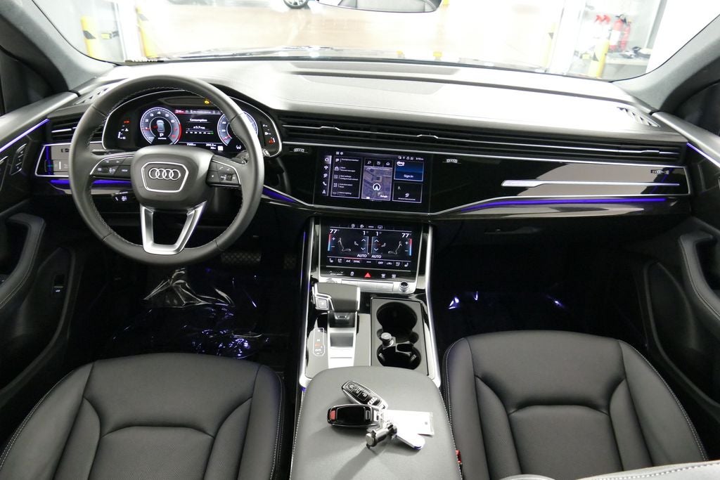 2025 Audi Q8 55 Premium Plus quattro