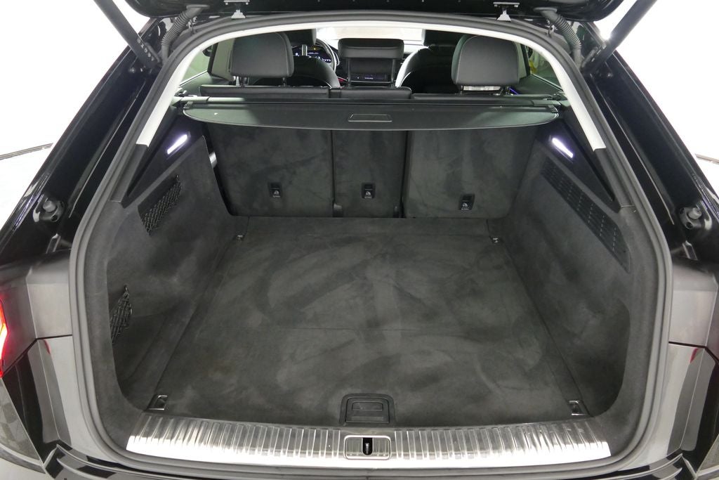 2023 Audi Q8 55 Premium Plus quattro
