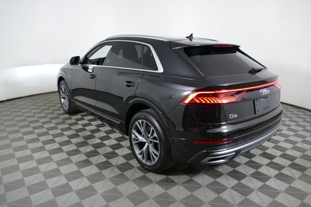 2023 Audi Q8 55 Premium Plus quattro
