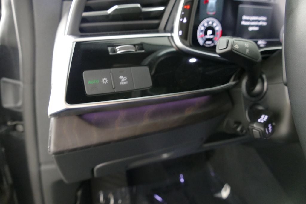 2022 Audi Q8 55 Premium Plus quattro