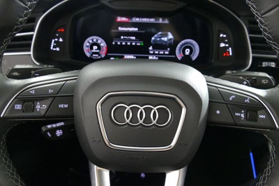 2022 Audi Q8 55 Premium Plus quattro