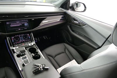 2022 Audi Q8 55 Premium Plus quattro