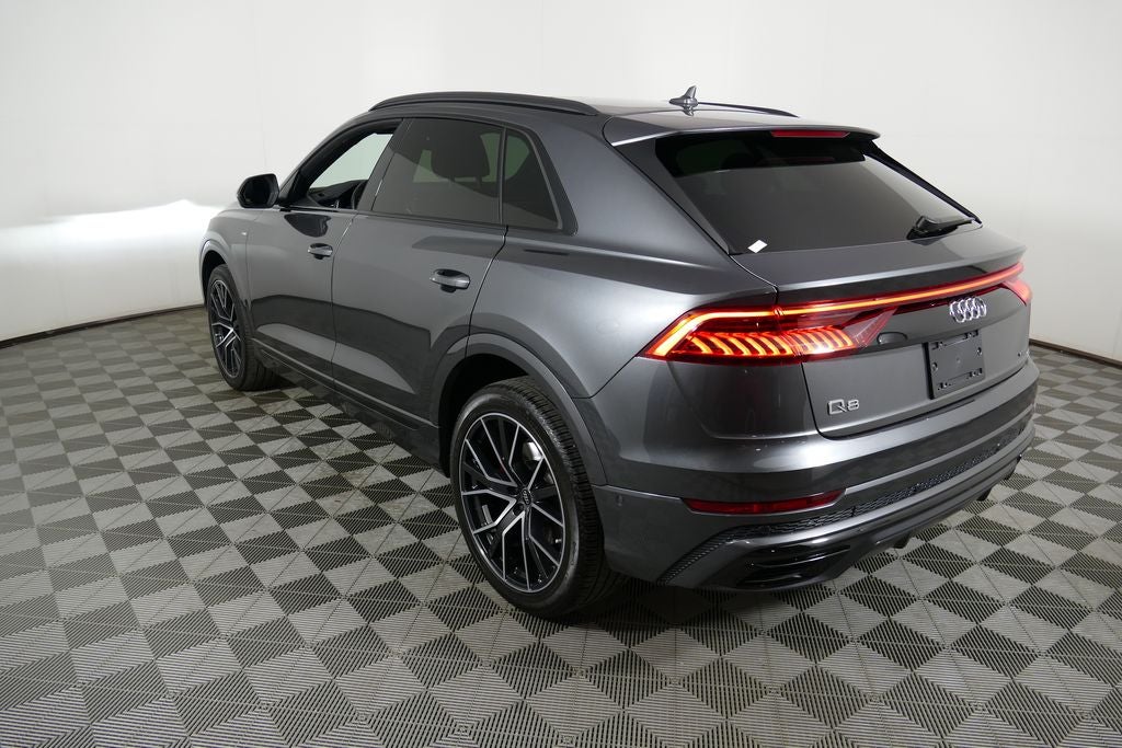 2022 Audi Q8 55 Premium Plus quattro