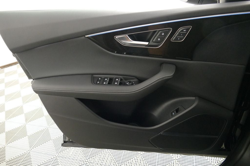 2027 Audi Q8 quattro